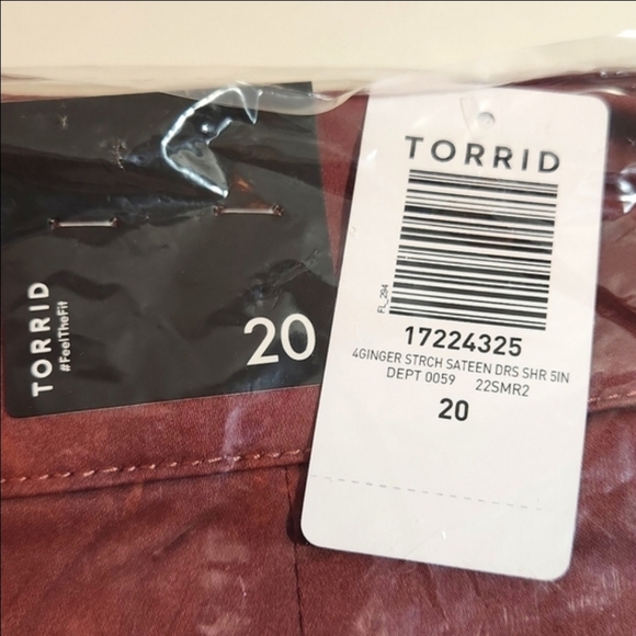 ❤NWT VINTAGE TORRID DRESSY SATEEN CUFFED MID-RISE SHORTS - DUSTY RED - PLUS SIZE - Picture 12 of 14
